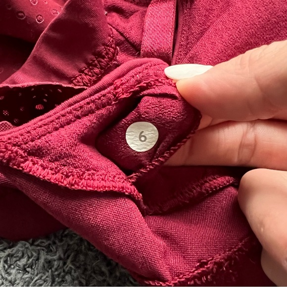 lululemon Free Spirit Bra *Rare Find* - Picture 5 of 7